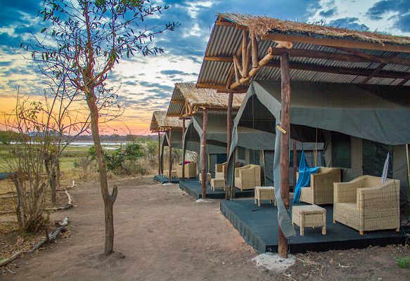 Safari tents at the expedition base