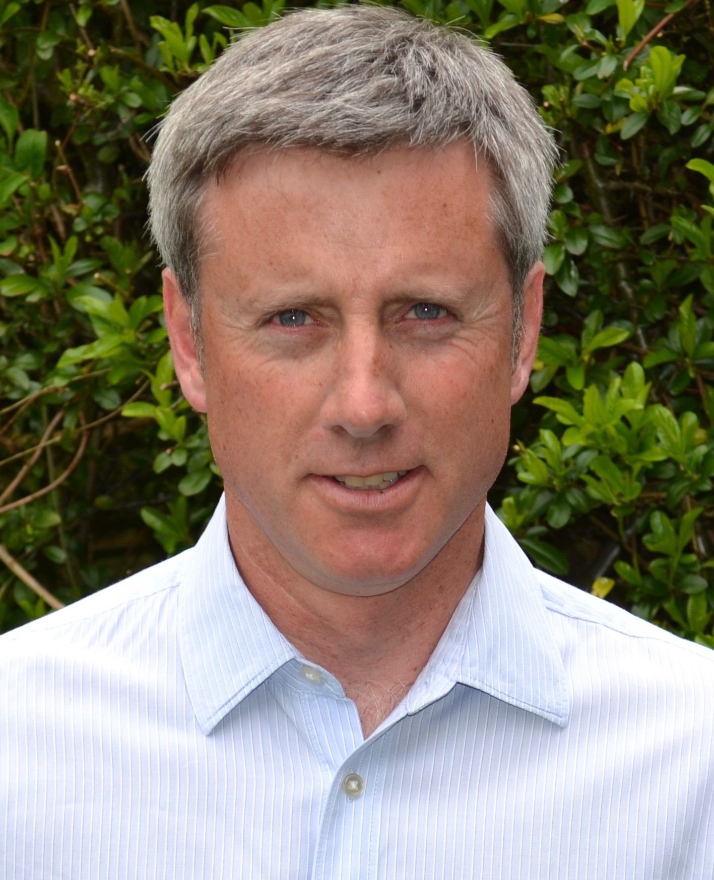 Dr. Simon Harding